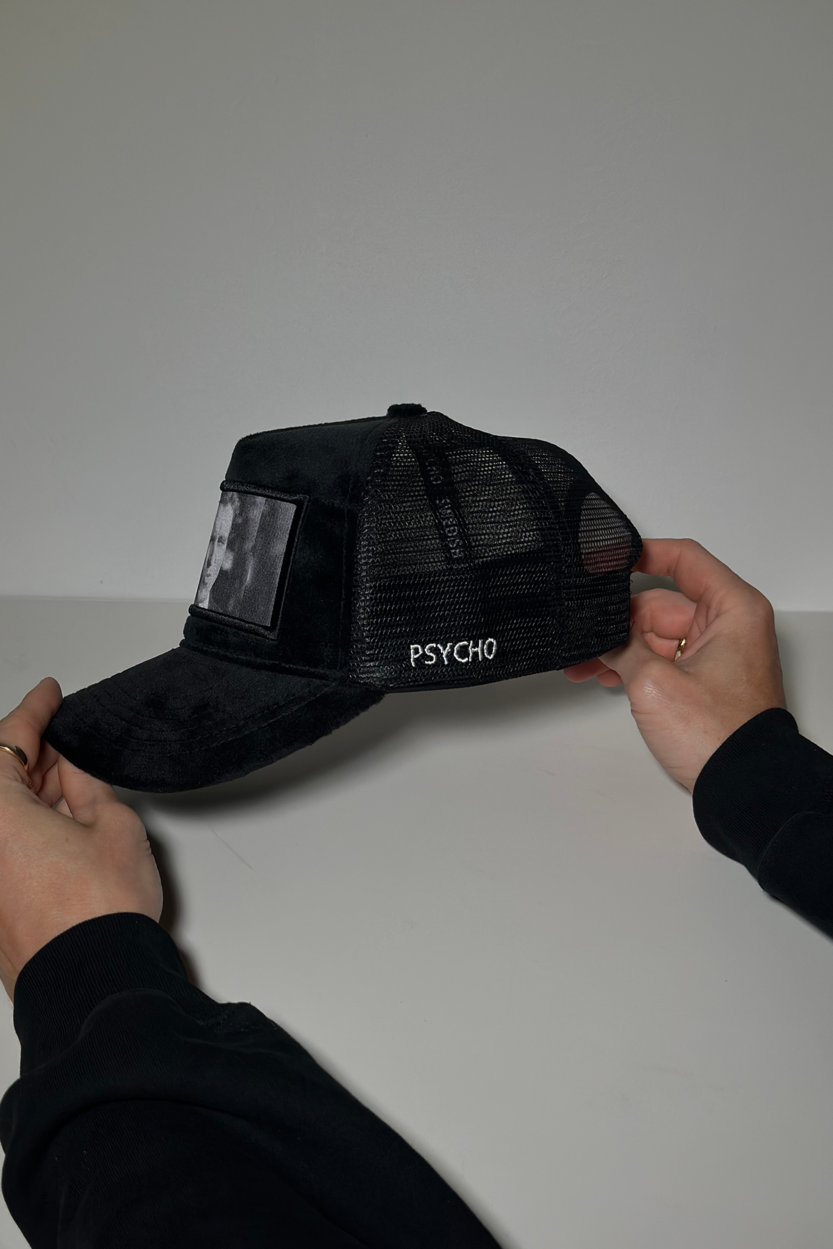 PSYCHO Velour Cap